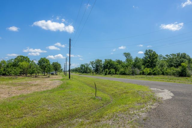 6507 Atakapan Trail, Bedias, TX 77831