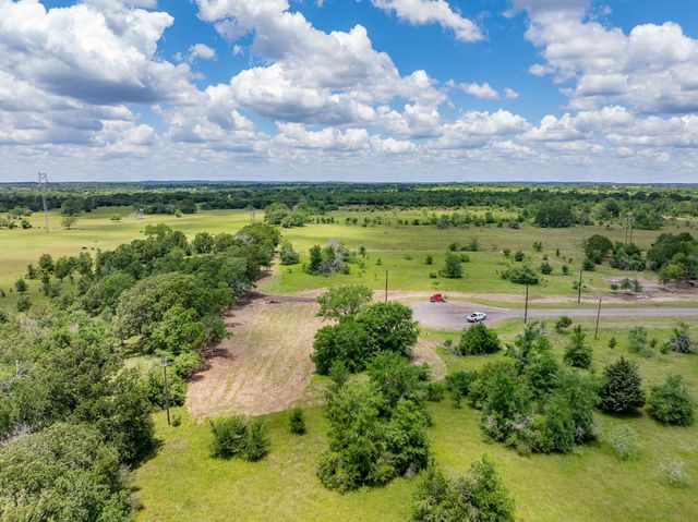 6507 Atakapan Trail, Bedias, TX 77831