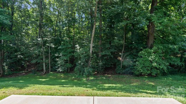 32 Bowen Drive, Belmont, NC 28012