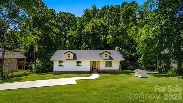 32 Bowen Drive, Belmont, NC 28012