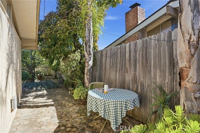 829 E Fesler Street, Santa Maria, CA 93454