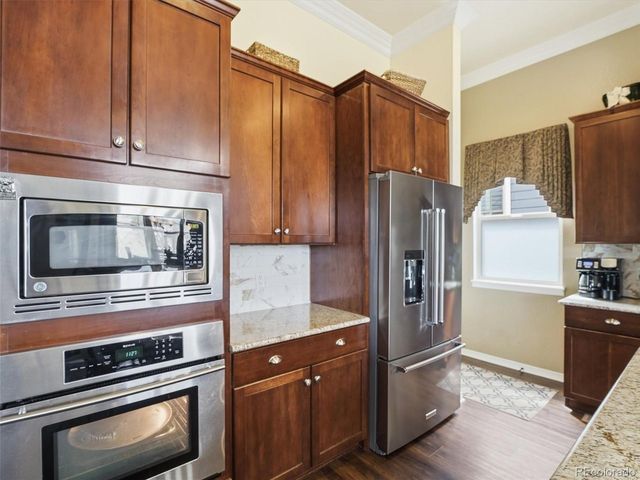 6945 S Robertsdale Way, Aurora, CO 80016