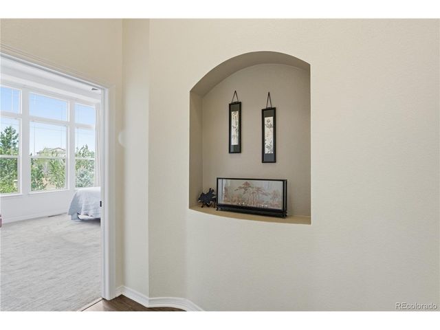 6945 S Robertsdale Way, Aurora, CO 80016