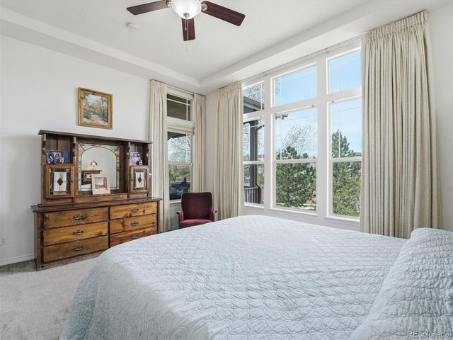 6945 S Robertsdale Way, Aurora, CO 80016