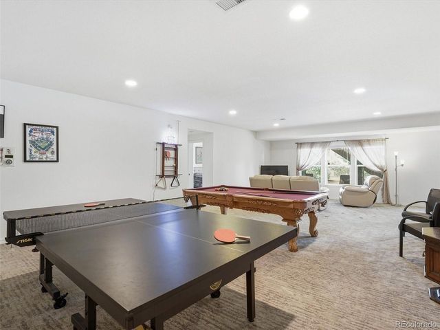 6945 S Robertsdale Way, Aurora, CO 80016