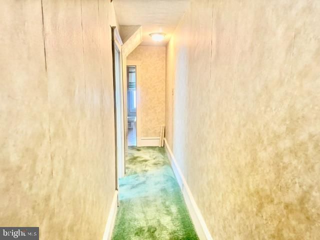 222 S SCHUYLKILL AVE, Shenandoah, PA 17976