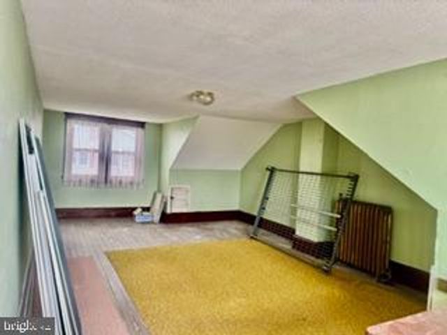 222 S SCHUYLKILL AVE, Shenandoah, PA 17976