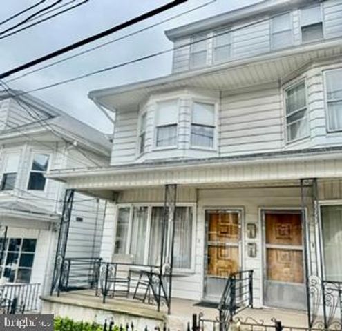 222 S SCHUYLKILL AVE, Shenandoah, PA 17976