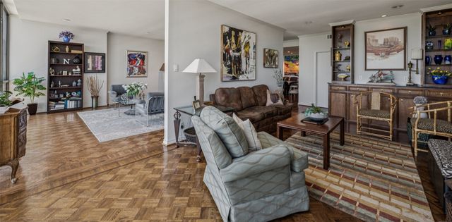 6335 W Northwest Highway 1417, Dallas, TX 75225