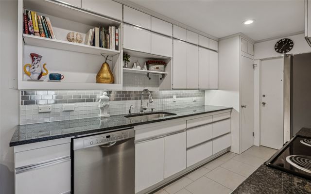 6335 W Northwest Highway 1417, Dallas, TX 75225