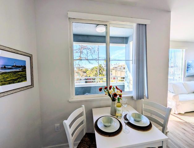 1066 41st Avenue A207, Capitola, CA 95010