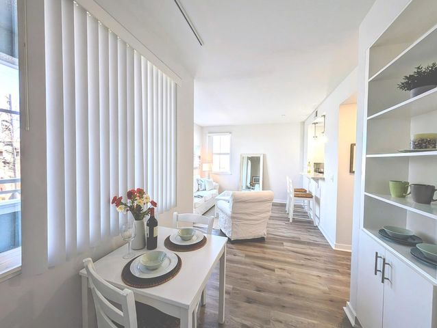 1066 41st Avenue A207, Capitola, CA 95010