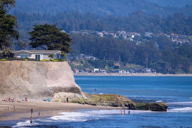 1066 41st Avenue A207, Capitola, CA 95010