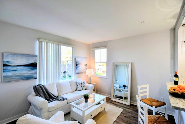 1066 41st Avenue A207, Capitola, CA 95010