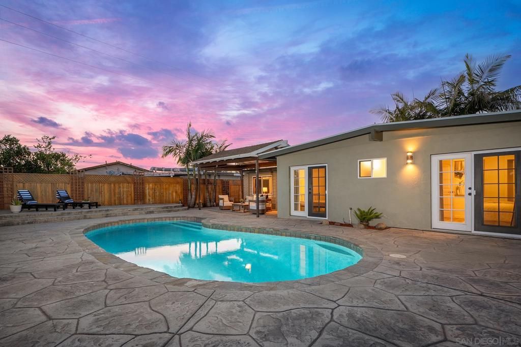 3635 Luna, San Diego, CA 92117 — photo 2