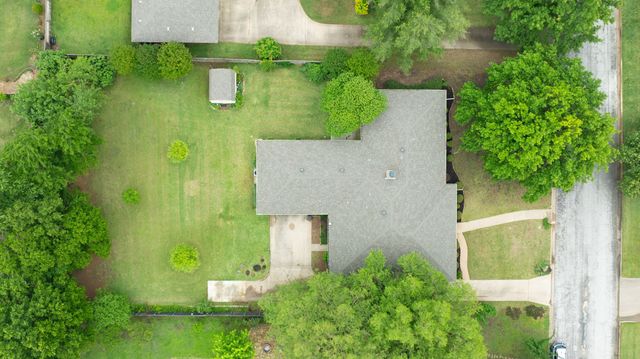 2205 W Hull Street, Denison, TX 75020