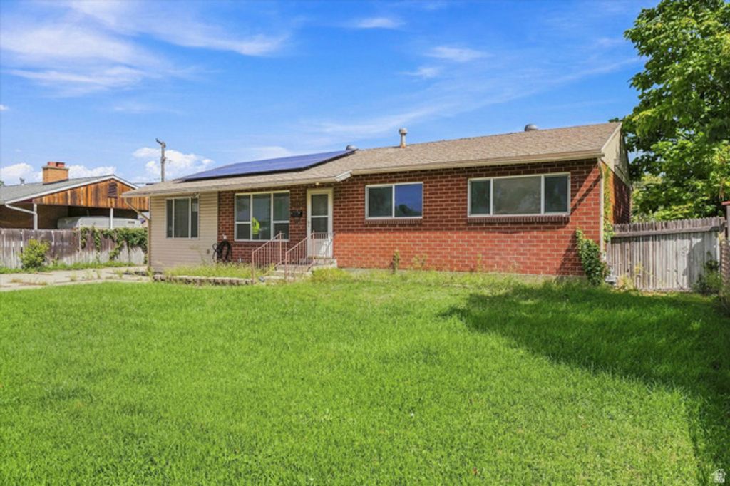 9855 S SUNFLOWER LN, Sandy, UT 84094 — photo 3