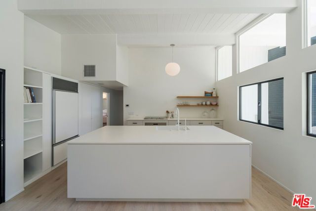 1071 Tellem Drive, Pacific Palisades (los Angeles), CA 90272