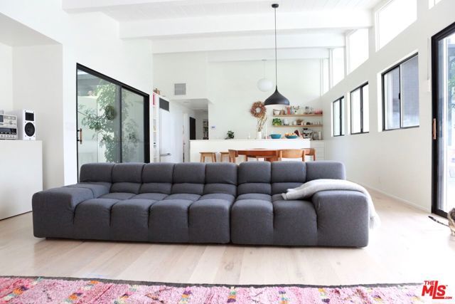 1071 Tellem Drive, Pacific Palisades (los Angeles), CA 90272