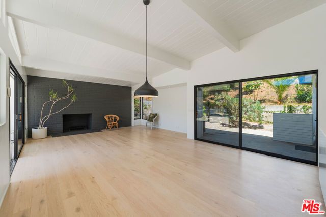 1071 Tellem Drive, Pacific Palisades (los Angeles), CA 90272