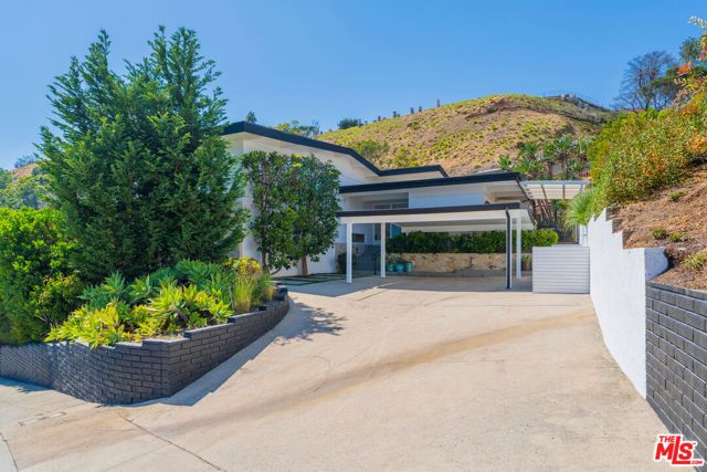 1071 Tellem Drive, Pacific Palisades (los Angeles), CA 90272