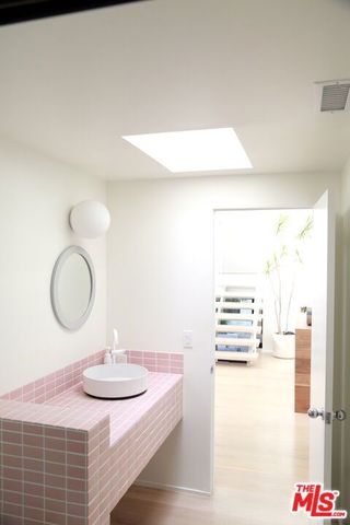 1071 Tellem Drive, Pacific Palisades (los Angeles), CA 90272