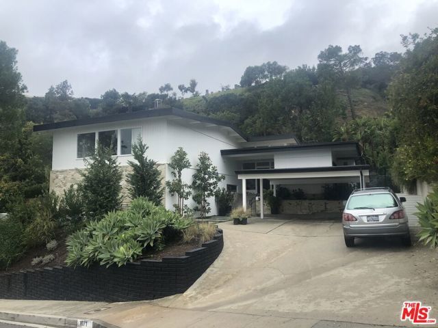 1071 Tellem Drive, Pacific Palisades (los Angeles), CA 90272