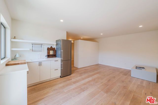 1071 Tellem Drive, Pacific Palisades (los Angeles), CA 90272