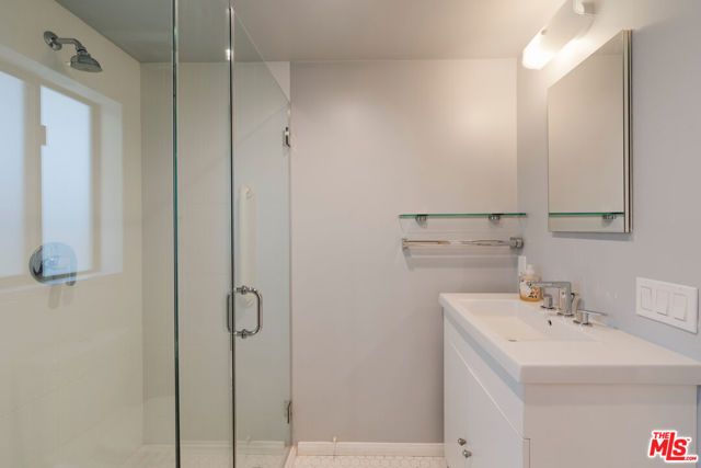1071 Tellem Drive, Pacific Palisades (los Angeles), CA 90272