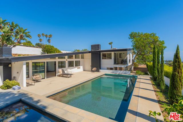 1071 Tellem Drive, Pacific Palisades (los Angeles), CA 90272