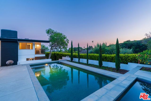 1071 Tellem Drive, Pacific Palisades (los Angeles), CA 90272