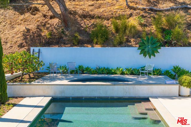 1071 Tellem Drive, Pacific Palisades (los Angeles), CA 90272