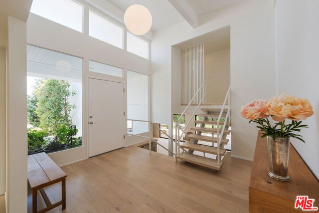 1071 Tellem Drive, Pacific Palisades (los Angeles), CA 90272