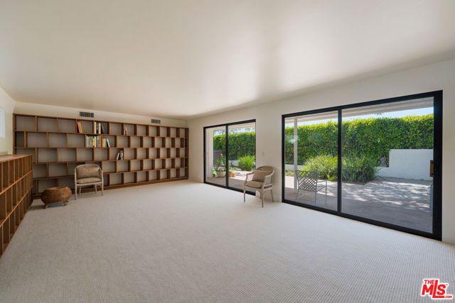 1071 Tellem Drive, Pacific Palisades (los Angeles), CA 90272