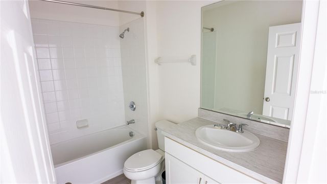 1062 SAND TORCH CIRCLE, Davenport, FL 33837