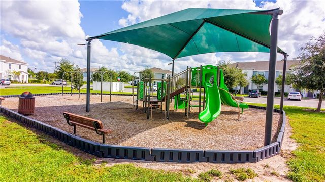 1062 SAND TORCH CIRCLE, Davenport, FL 33837