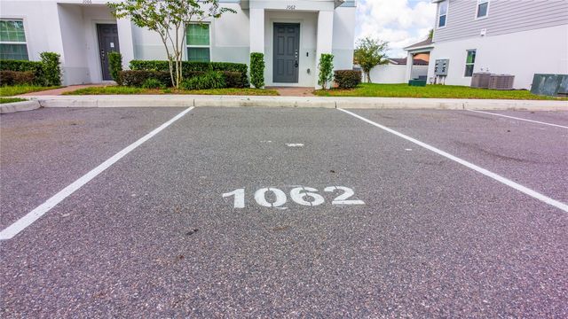 1062 SAND TORCH CIRCLE, Davenport, FL 33837