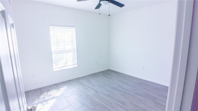 1062 SAND TORCH CIRCLE, Davenport, FL 33837