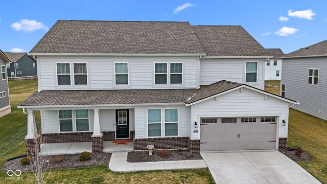 1046 Elmwood Lane, Greenwood, IN 46143