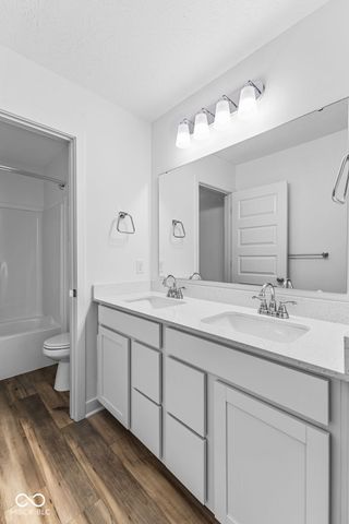 1046 Elmwood Lane, Greenwood, IN 46143