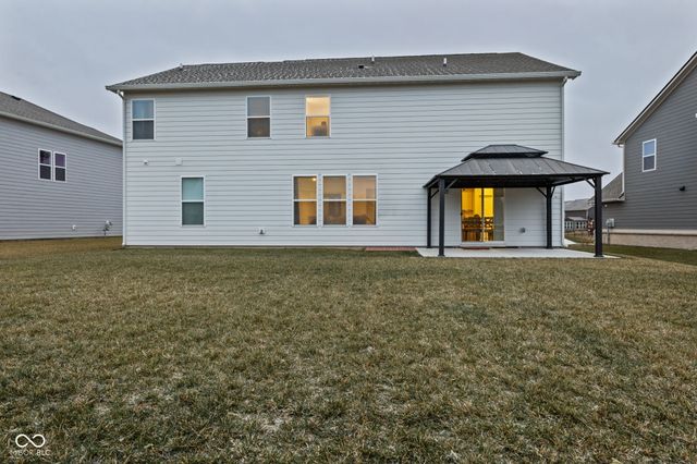 1046 Elmwood Lane, Greenwood, IN 46143