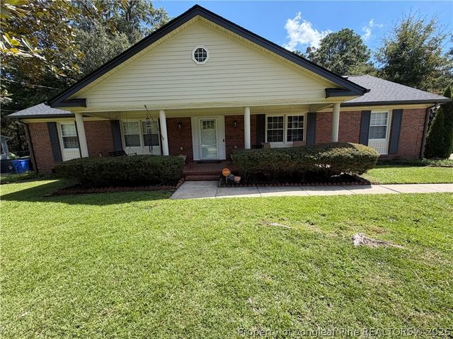 339 Colinwood Drive, Fayetteville, NC 28303