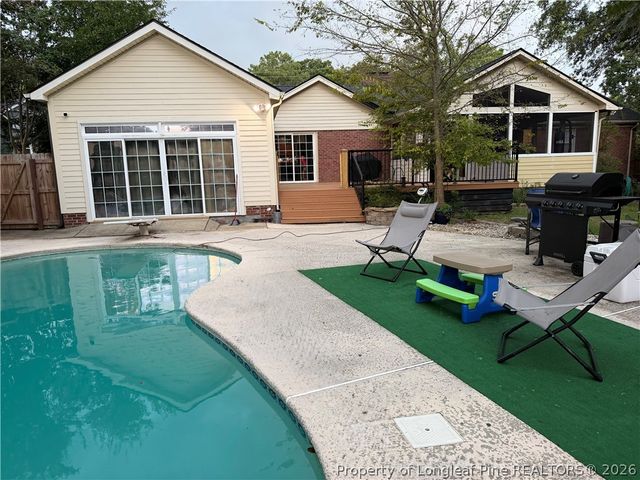 339 Colinwood Drive, Fayetteville, NC 28303
