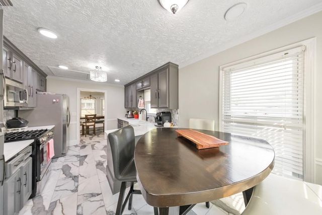 429 Etowah Valley Way, Woodstock, GA 30189