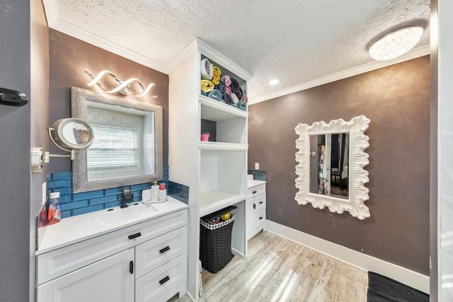 429 Etowah Valley Way, Woodstock, GA 30189