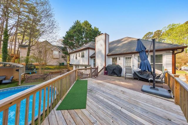 429 Etowah Valley Way, Woodstock, GA 30189