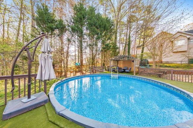 429 Etowah Valley Way, Woodstock, GA 30189