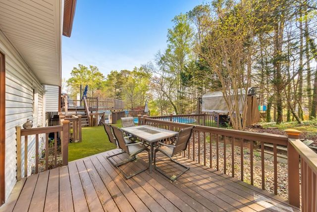 429 Etowah Valley Way, Woodstock, GA 30189