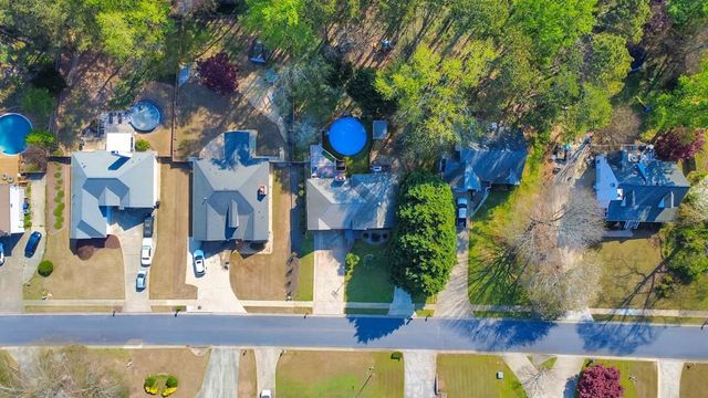 429 Etowah Valley Way, Woodstock, GA 30189