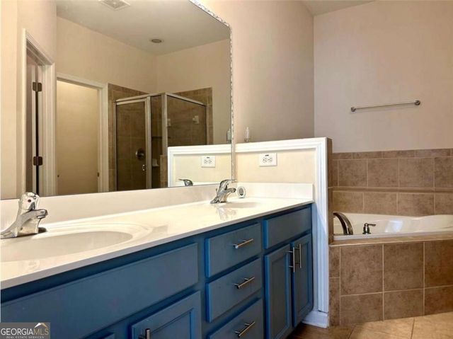220 Stone Park Drive, Woodstock, GA 30188